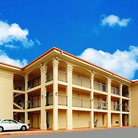 شاطئ فورت والتون Fairway Inn المظهر الخارجي الصورة