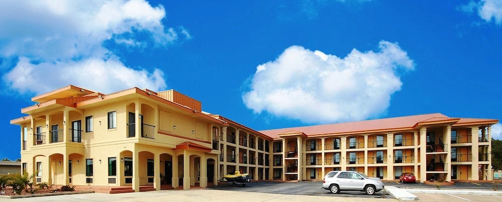شاطئ فورت والتون Fairway Inn المظهر الخارجي الصورة